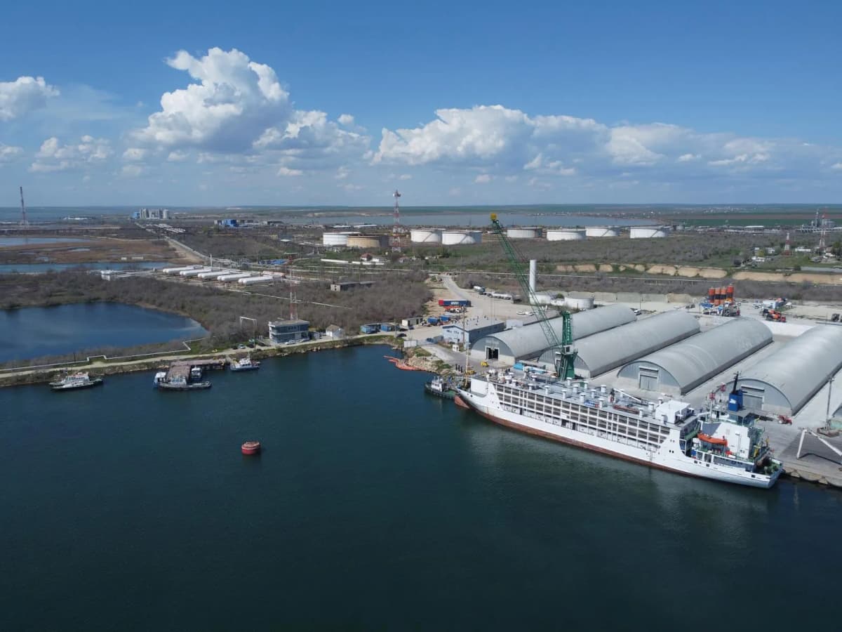 Port Midia gallery photo 4