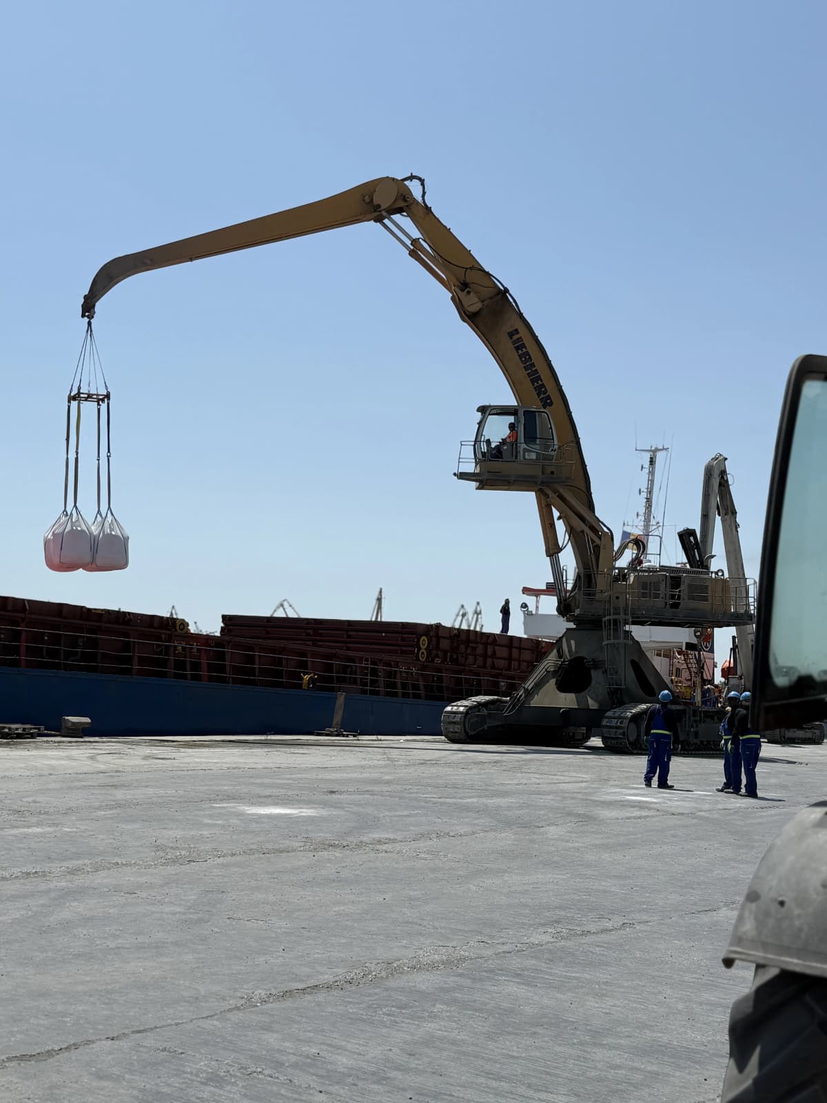 Port Midia gallery photo 18