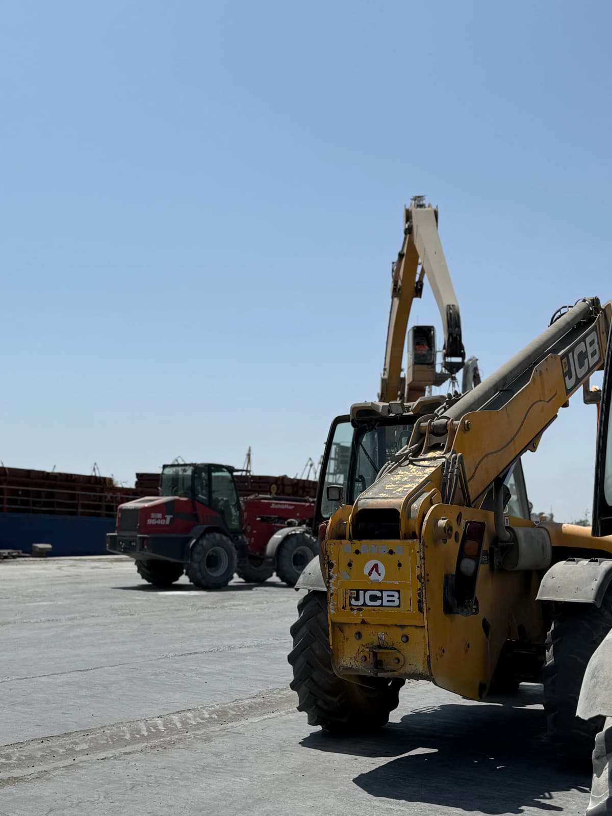 Port Midia gallery photo 20