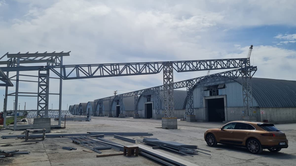 Port Midia gallery photo 49